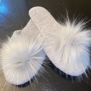 Cashmere Pom Pom Slippers